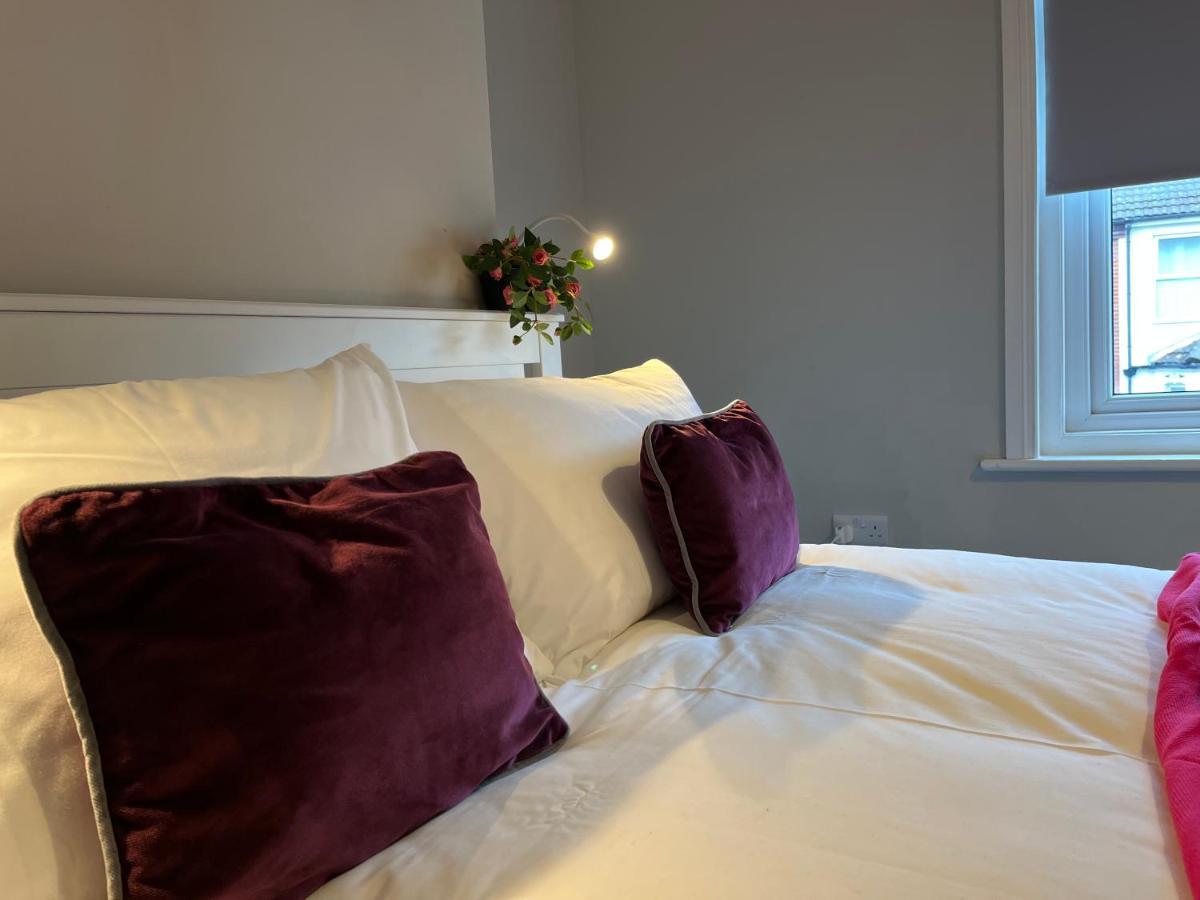 Three Bedroom City Home With Garden Southampton Eksteriør billede