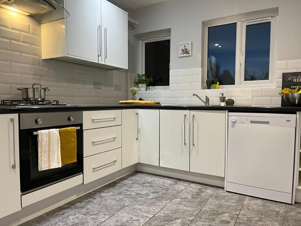 Three Bedroom City Home With Garden Southampton Eksteriør billede
